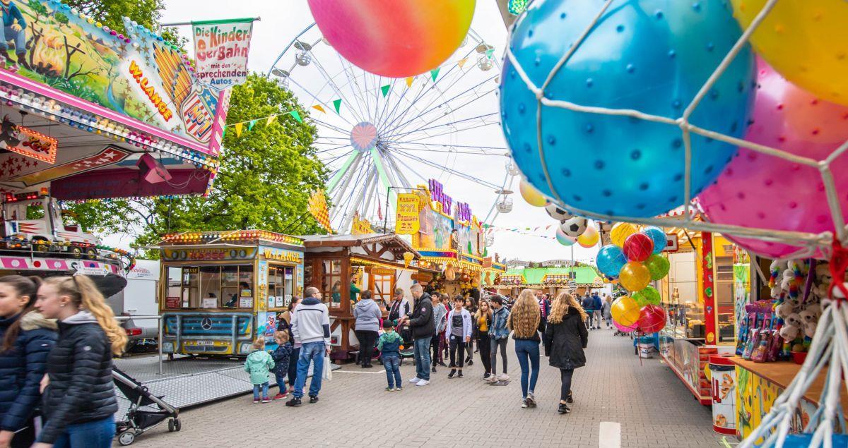 Frühjahrsmarkt in Bremerhaven lockt mit Familientag Blick auf den Frühjahrsmarkt in Bremerhaven.