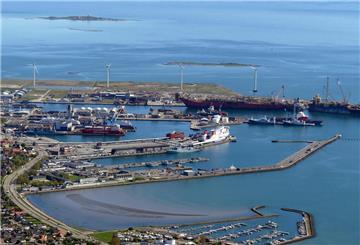 Luftaufnahme des Hafengebiets von Frederikshavn