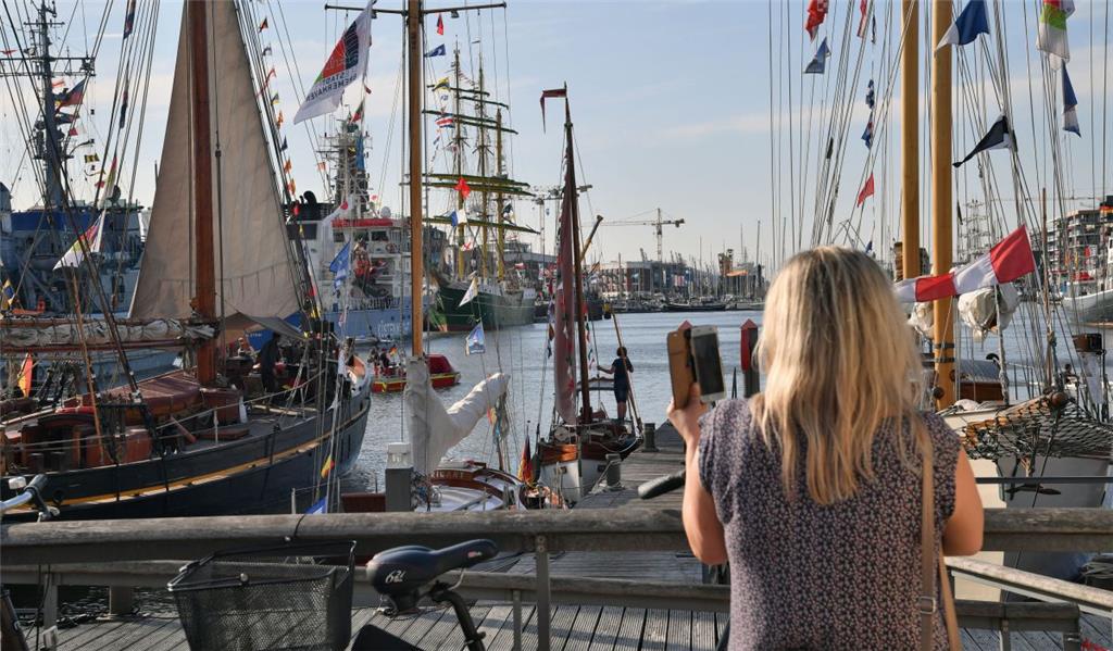 Blick auf den Neuen Hafen. Foto: Scheschonka