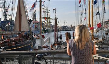 Blick auf den Neuen Hafen. Foto: Scheschonka