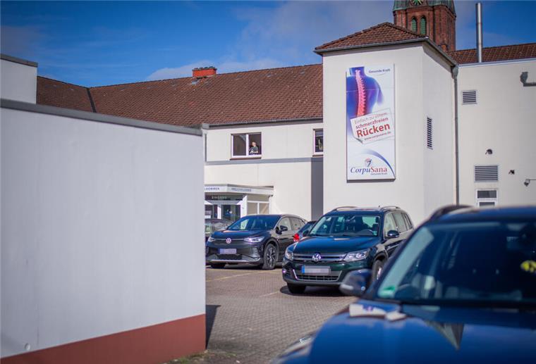 Nach Schüssen in Geestemünde: Staatsanwaltschaft ermittelt Blick auf den Parkplatz, wo mutmaßlich die Schüsse gefallen sind.