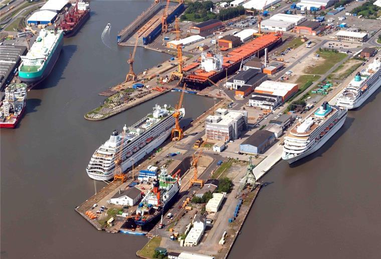 Blick auf die Lloyd Werft in Bremerhaven.