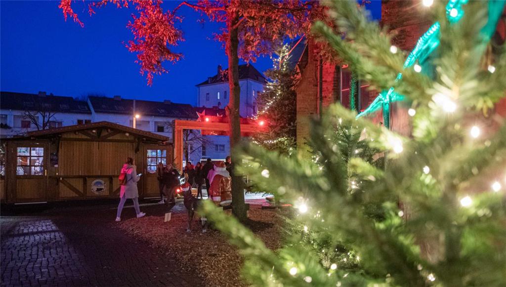 Blick auf die vielen Lichter an der Großen Kirche. So schön wird der Weihnachtsm...