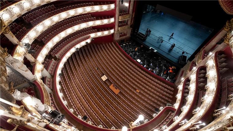 Blick in den Innenraum der Bayerischen Staatsoper in München. (Archivbild)