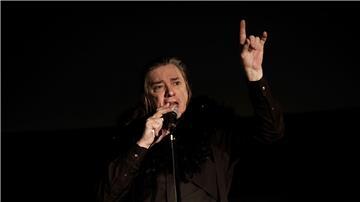 Blixa Bargeld schreibt seine Texte lieber selbst.