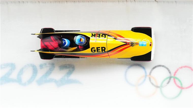 Bobpilot Christoph Hafer gewinnt mit Matthias Sommer Bronze im Zweierbob. Nun beendet er seine Karriere. (Archivbild)