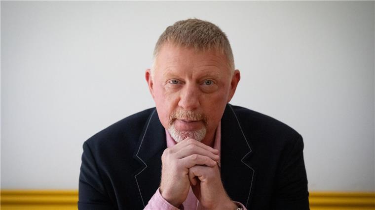 Boris Becker hat eine mentale Blockade als Grund für Zverevs Scheitern ausgemacht.