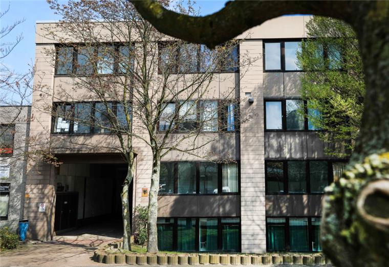 Bremen: Blick auf das Gebäude der Außenstelle des Bundesamtes für Migration und Flüchtlinge. 