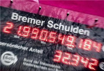 Bremen drückt eine enorme Schuldenlast - und dennoch muss das Land dringend investieren, aber an den richtigen Stellen, fordert die Handelskammer