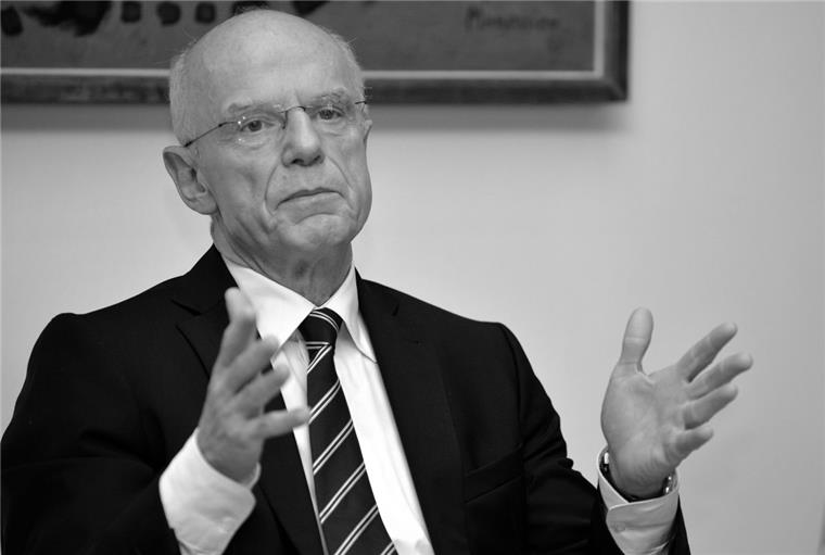 Bremens Bürgerschaftspräsident Christian Weber gestorben Bremens Bürgerschaftspräsident Christian Weber (SPD) ist gestorben.