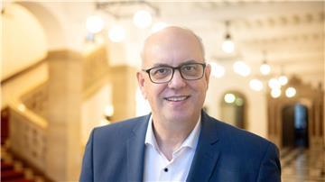 Bremens Regierungschef Andreas Bovenschulte (SPD) hofft auf einen „würdigen Nachfolger“ für Papst Franziskus. (Archivbild)