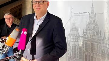 Bremens Regierungschef Bovenschulte (SPD) lobt das geplante milliardenschweren Finanzpaket von Union und SPD für Verteidigung und Infrastruktur. 