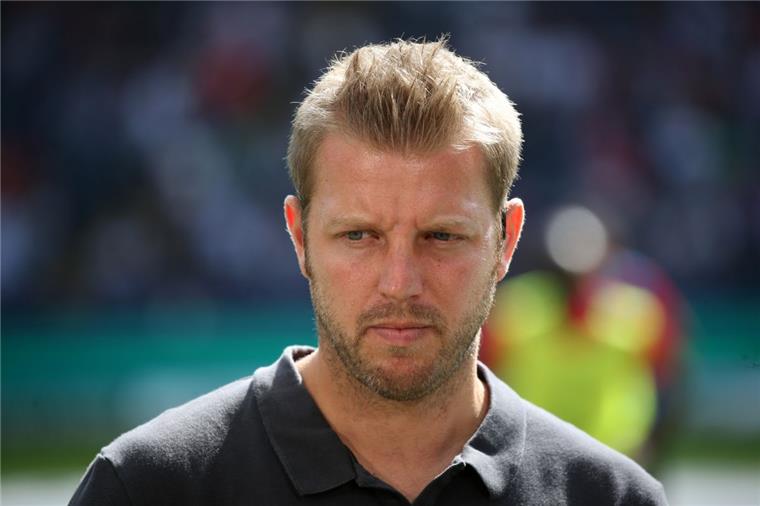 Bremens Trainer Florian Kohfeldt nimmt auch das Spiel gegen Aufsteiger Nürnberg sehr ernst.