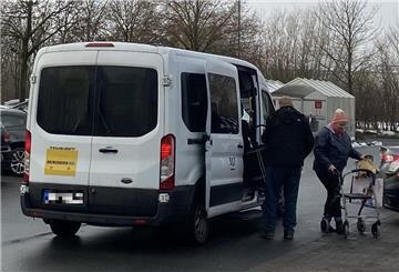 Bremerhaven Bus hat diesen Ford Transit gebucht, um Ausfälle im Liniennetz auffangen zu können.