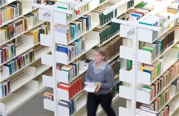 Bremerhaven will mit Stipendien Lehrer gewinnen.