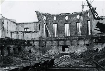 Bremerhavens Innenstadt ist in der Bombennacht am 18. September 1944 in Schutt und Asche gelegt worden. „Am Tag der Stadtgeschichte“ erinnern Schulen mit Projekten an den Tag.