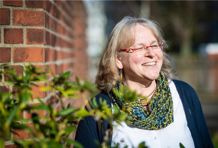 Bremerhavens Pastoralreferentin Angelika Domdey ist leidenschaftliche Katholikin und drängt auf überfällige Reformen der Kirche.