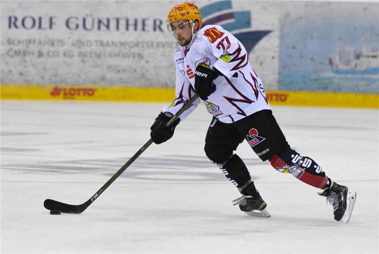 Pinguins schlagen dänischen Meister Esbjerg Bronson Maschmeyer erzielte in Augsburg das 1.0 für die Fischtown Pinguins, zum zweiten DEL-Sieg reichte es für die Bremerhavener aber nicht.