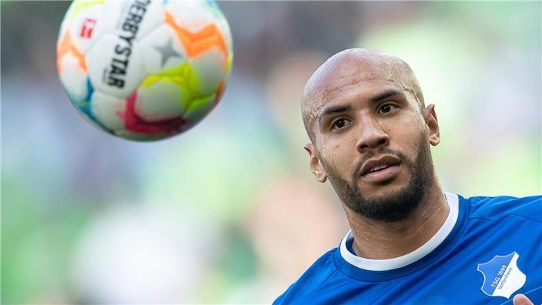 Nach Kempf-Abgang: Hertha holt Abwehrspieler Brooks zurück Brooks kehrt in seine Heimat zurück.
