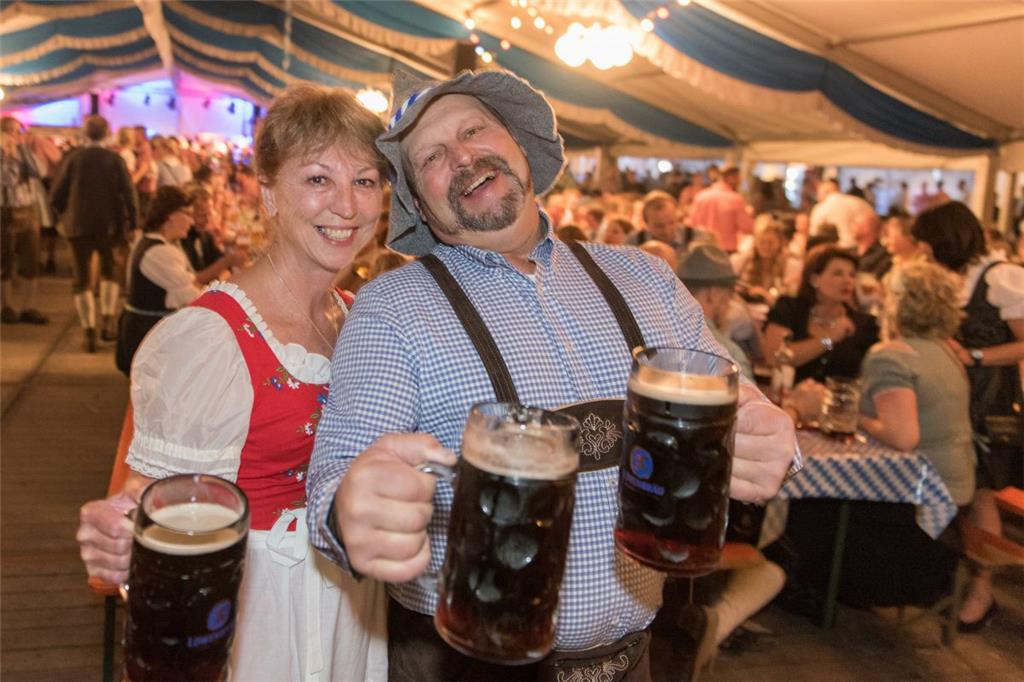 Bryan und Apryl Droscha aus Michigan USA hatten die weiteste Anreise zum Fest. F...
