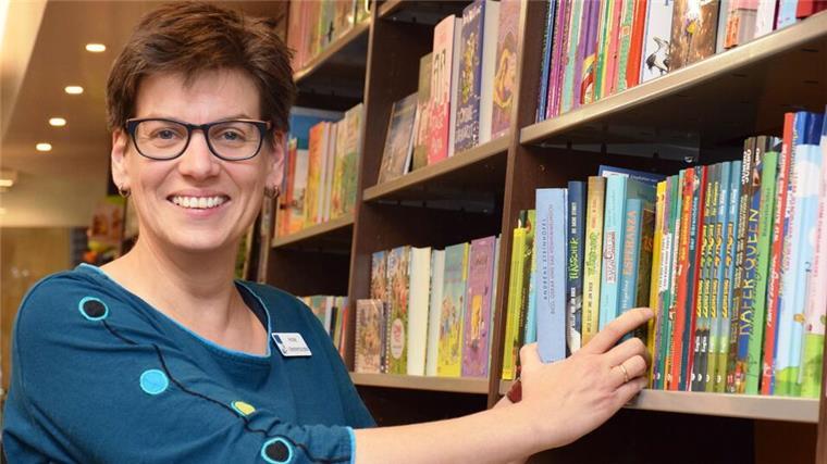 Kulturminister zeichnet Nordenhamer Buchhandlung aus