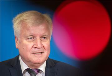 Bundesinnenminister Horst Seehofer (CSU) verhängte am Donnerstag ein Betätigungsverbot gegen die schiitische Islamisten-Vereinigung Hisbollah.