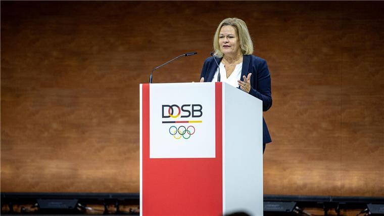 Bundesinnenministerin Nancy Faeser (SPD) reagierte auf die Kritik des Präsidenten des Internationalen Olympischen Komitees, Thomas Bach.