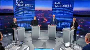 Bundeskanzler Olaf Scholz (SPD), Robert Habeck (Bündnis 90/Die Grünen), Friedrich Merz, Unions-Kanzlerkandidat und CDU-Chef, sowie Alice Weidel, Fraktionsvorsitzende der AfD, nahmen Sonntagabend am „Quadrell“ von RTL teil.