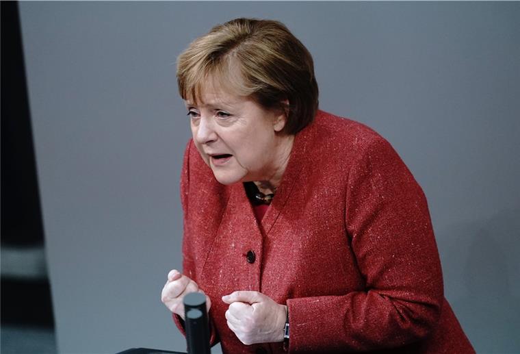 Bundeskanzlerin Angela Merkel spricht sich für einen schärferen Lockdown vor Weihnachten aus.