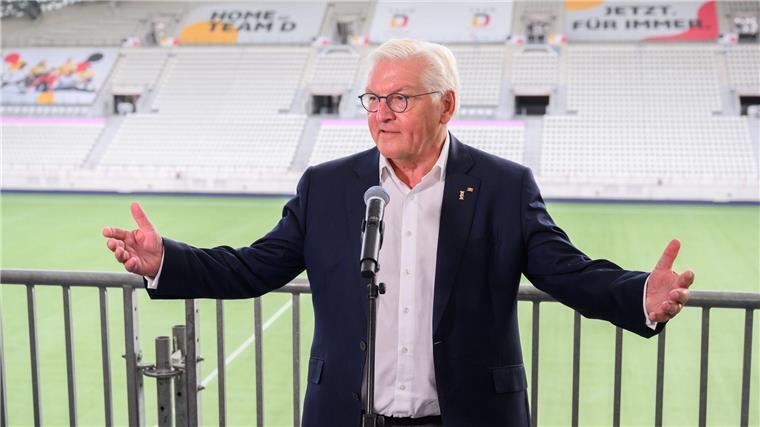 Bundespräsident Steinmeier ist begeistert vom Start der Paralympics in Paris.