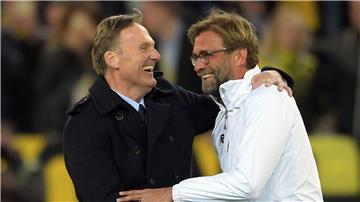 BVB-Chef Hans-Joachim Watzke (l) soll sich um eine Rückkehr von Jürgen Klopp bemüht haben.