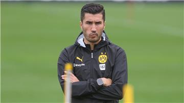 BVB-Trainer Nuri Sahin hofft nach dem 1:5 in Stuttgart auf eine Trotzreaktion seiner Mannschaft. 