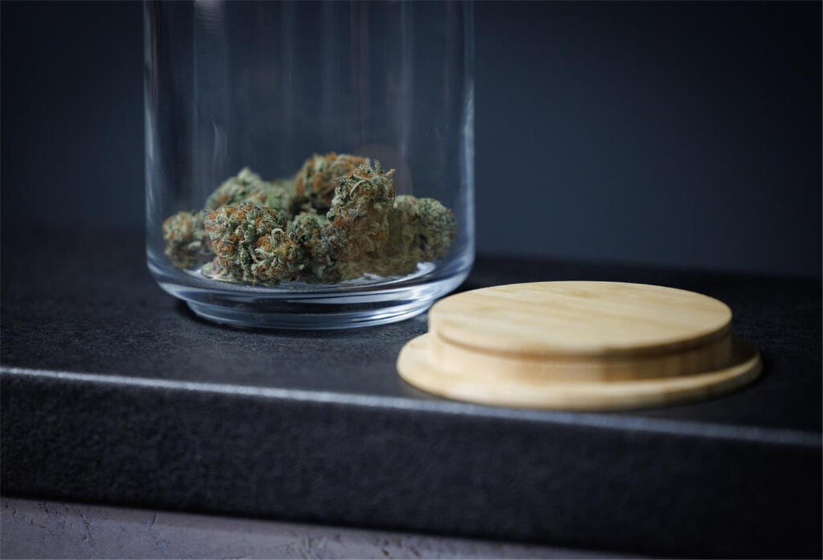 Über eine Milliarde Dollar in New York: Wann zieht Deutschland im Cannabis-Markt nach? Cannabis und Wirtschaft: Chance für den Norden?