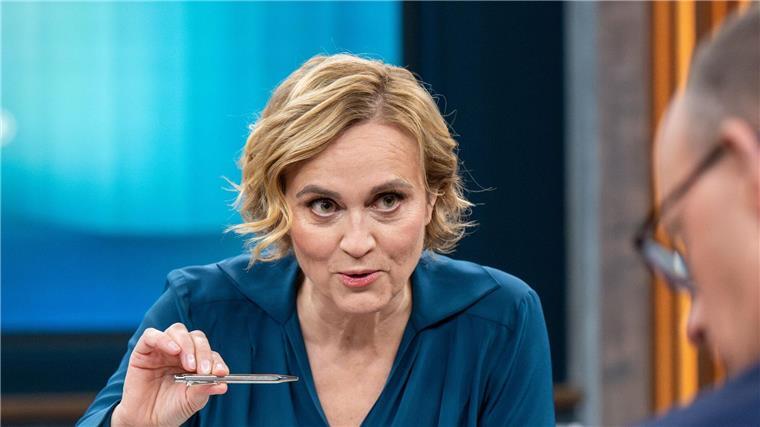 Starke Quote für Talkshow-Debüt von Caren Miosga Caren Miosga im Gespräch mit Friedrich Merz.