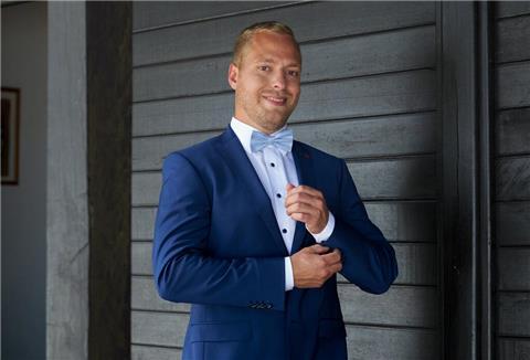 Carlo (28) aus Sittensen hat an der neuen SAT.1-Liebesshow „Gestrandet... in den Flitterwochen“ teilgenommen und einer ihm unbekannten Frau das Jawort gegeben.