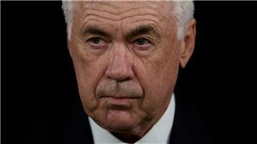 Carlo Ancelotti macht sich Sorgen um Real Madrid.