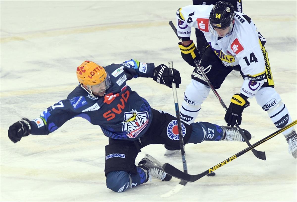 Carson McMillan wirft sich in einen Zweikampf. Nur mit solchem Kampfgeist werden die Fischtown Pinguins in Berlin bestehen können.