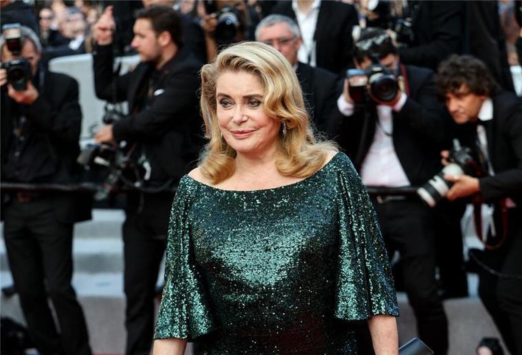Catherine Deneuve wird 80 Catherine Deneuve bei den Filmfestspielen in Cannes 2019.