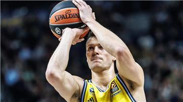 Center Yanni Wetzell war gegen Monaco bester Berliner Schütze.