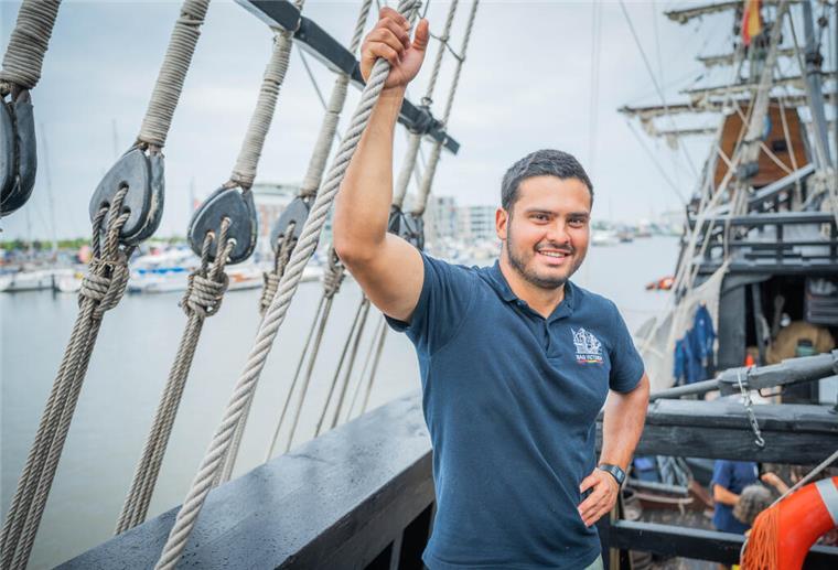 Maritime Menschen sind schöne Menschen - das beweist unsere Bildergalerie Cesar Urrutia