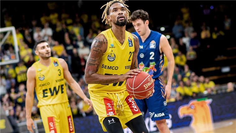 Oldenburgs Korbjäger künftig ohne Charles Manning Charles Manning verlässt die EWE Baskets und setzt seine Karriere in Italien fort.
