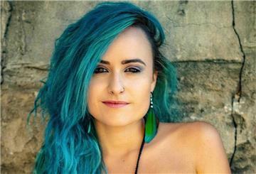 Charly Klauser gibt ein Konzert in der Jahnhalle