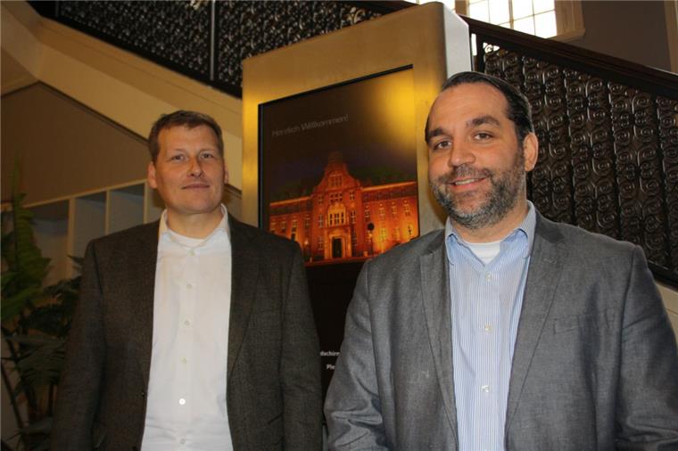 Güterichter bringen an Bremerhavens Amtsgericht Kontrahenten ins Gespräch Christoph Ashauer (links) und Nikolaus Theis sind seit Anfang des Jahres am Amtsgericht als Güterichter im Einsatz.