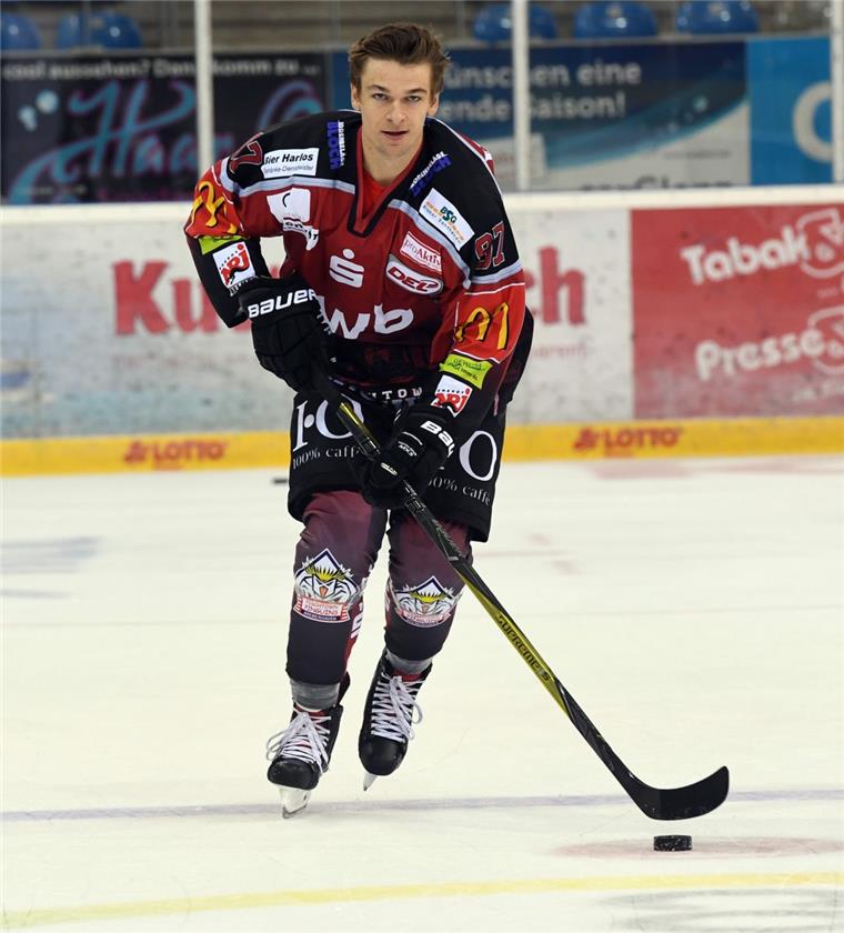 Körner spielt ab sofort für Dresdner Eislöwen Christoph Körner bekommt eine Förderlizenz für die Dresdner Eislöwen in der DEL2.