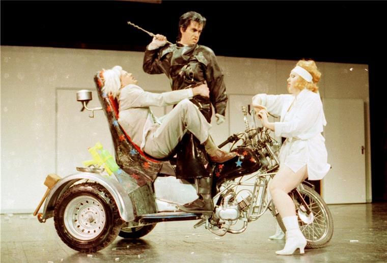 „Gib‘s mir!“ – jetzt nochmal Mann auf Motorrad