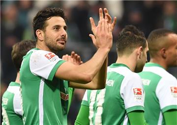 Claudio Pizarro droht wegen seiner Beckenprellung auch für das Heimspiel gegen den FC Augsburg auszufallen.