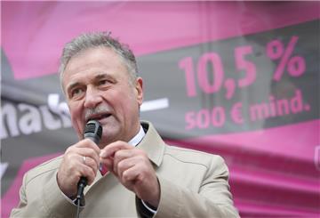 Claus Weselsky, Vorsitzender der Gewerkschaft Deutscher Lokomotivführer (GDL), hat Streiks ab Mittwoch angekündigt.