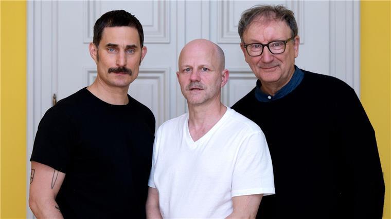 Die Wucht des Grauens von Auschwitz im Film „Die Ermittlung“ Clemens Schick, RP Kahl und Rainer Bock.