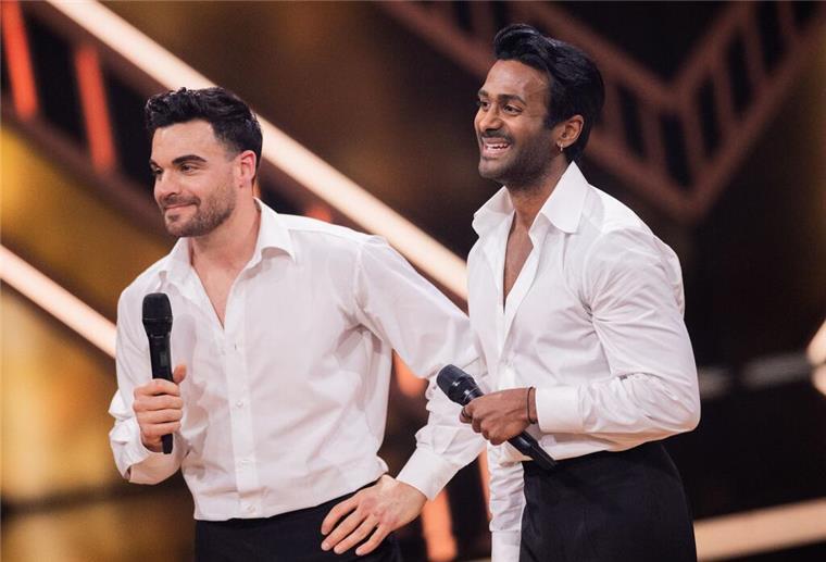 Coach Biyon Kattilathu (r) und Food-Creator Stefano Zarrella, der von Juror Joachim Llambi einiges zu hören bekam.