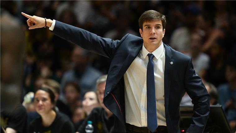 Coach Pedro Calles muss eine neue Alba-Mannschaft formen.